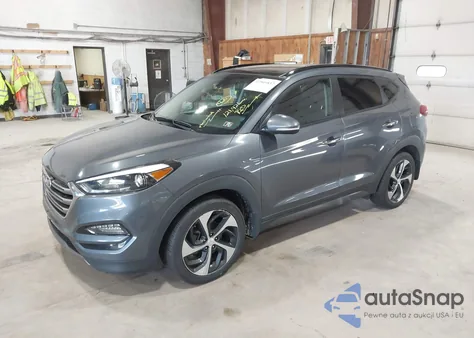 2016 Hyundai Tucson Limited z USA, uszkodzony, nr VIN KM8J3CA25GU058570